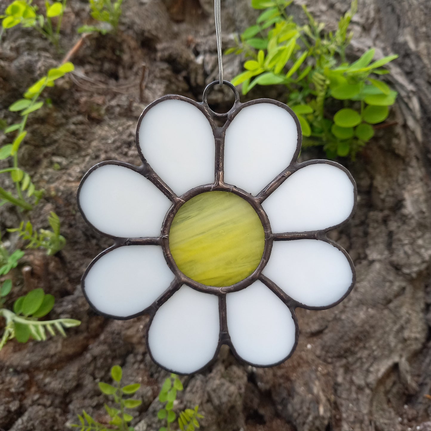 Lovely White Daisy Stained Glass Ornament