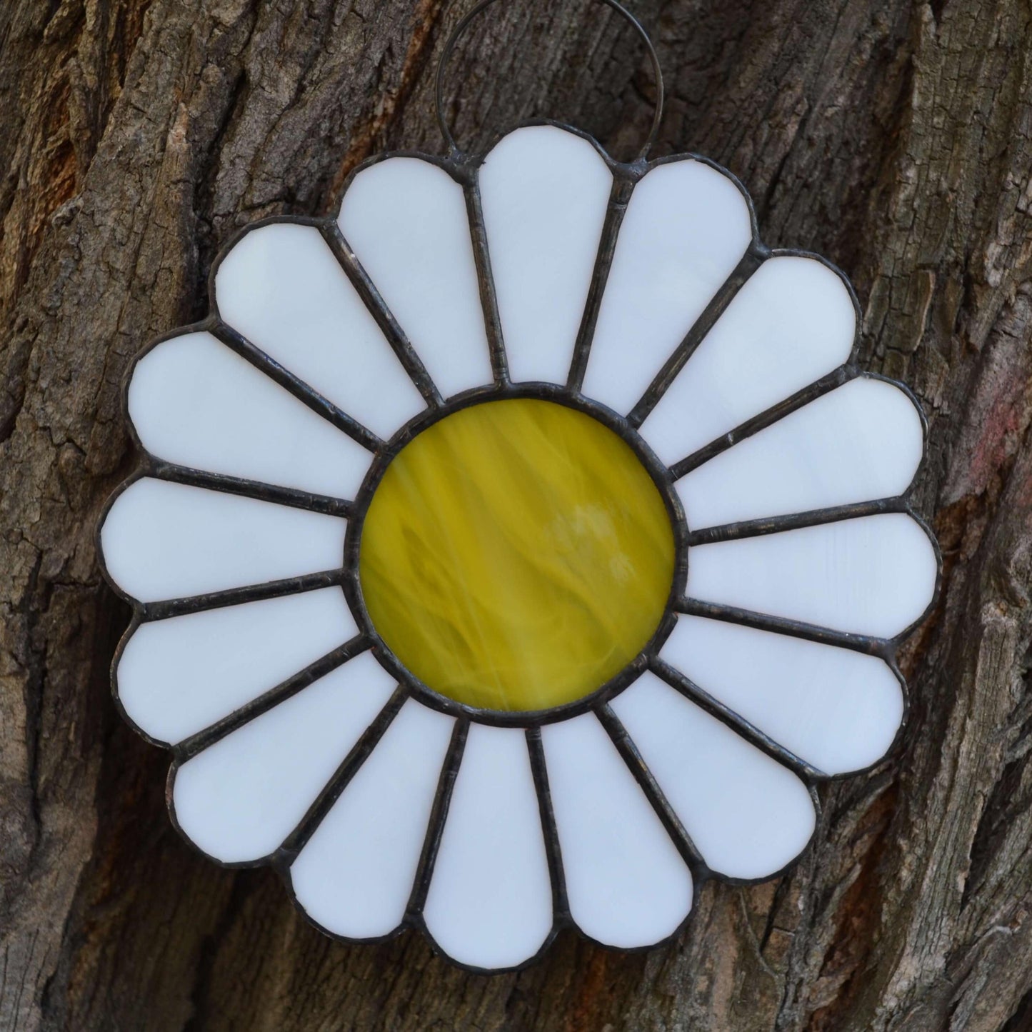 White Daisy Flower Stained Glass Suncatcher