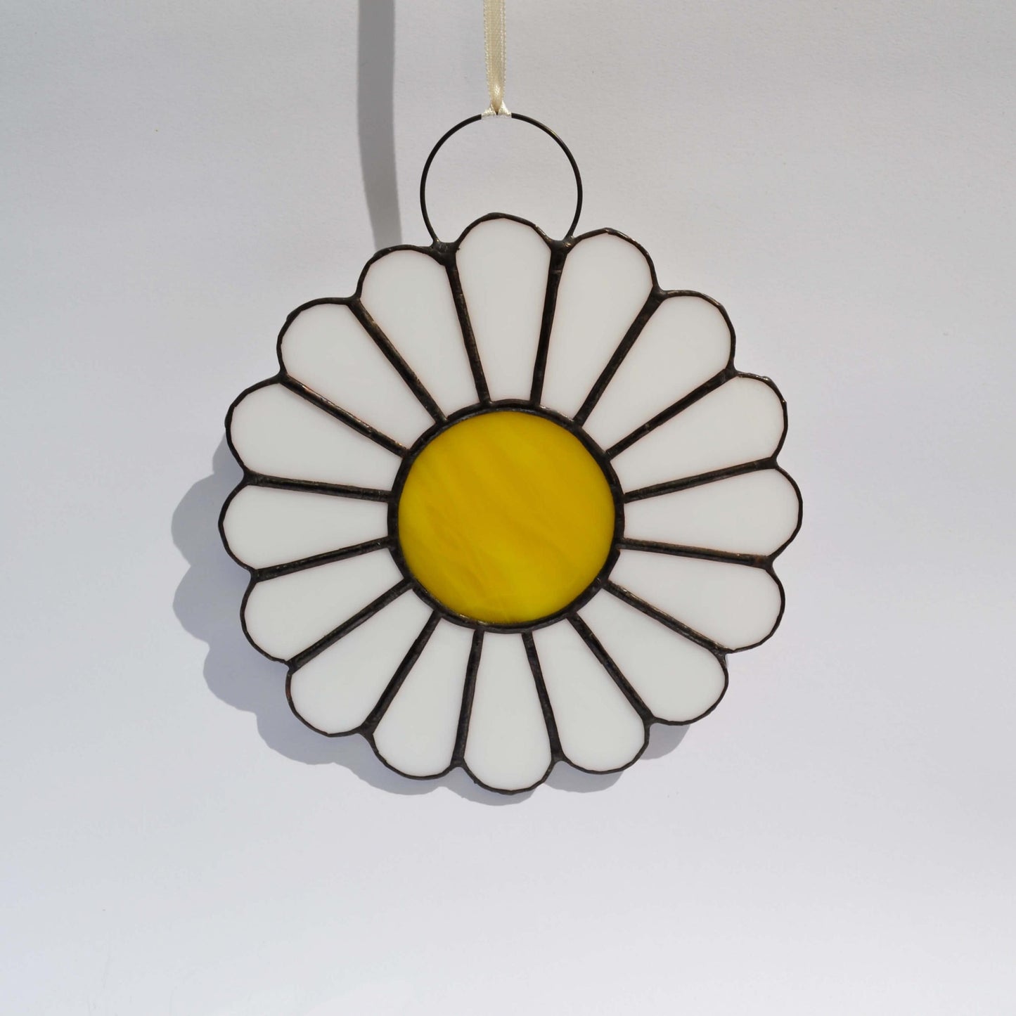 White Daisy Flower Stained Glass Suncatcher